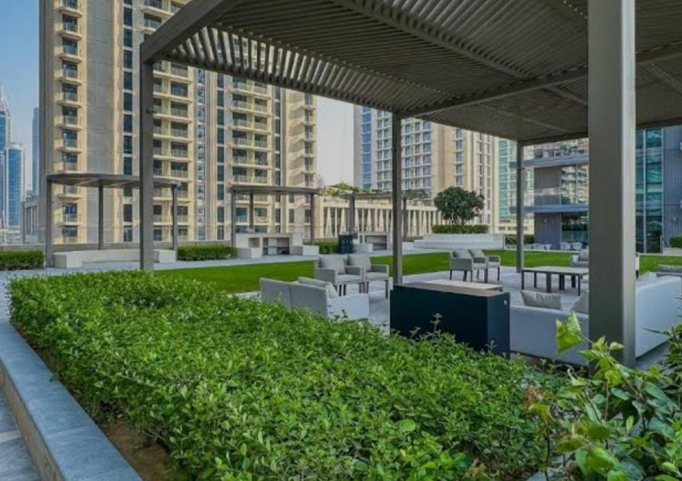 White Sage Sun And 1br At Isle Emaar Beachfront * Dubaï