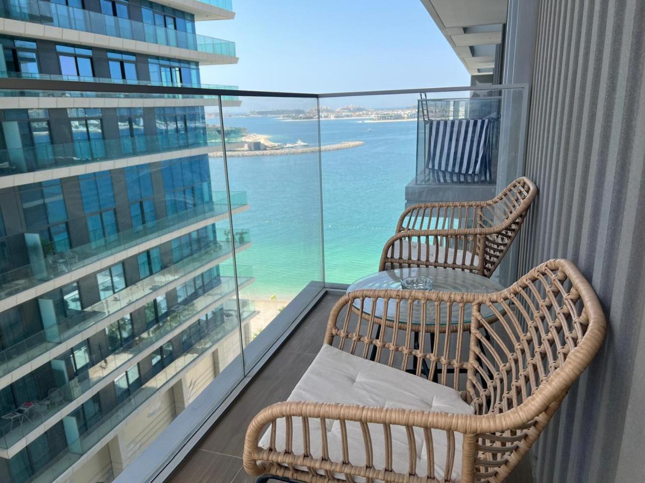 White Sage Sun And 1br At Isle Emaar Beachfront * Dubaï
