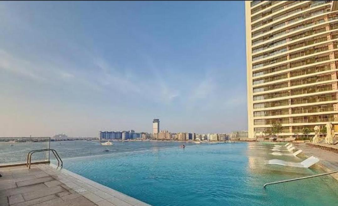 White Sage Sun And 1br At Isle Emaar Beachfront Dubaï